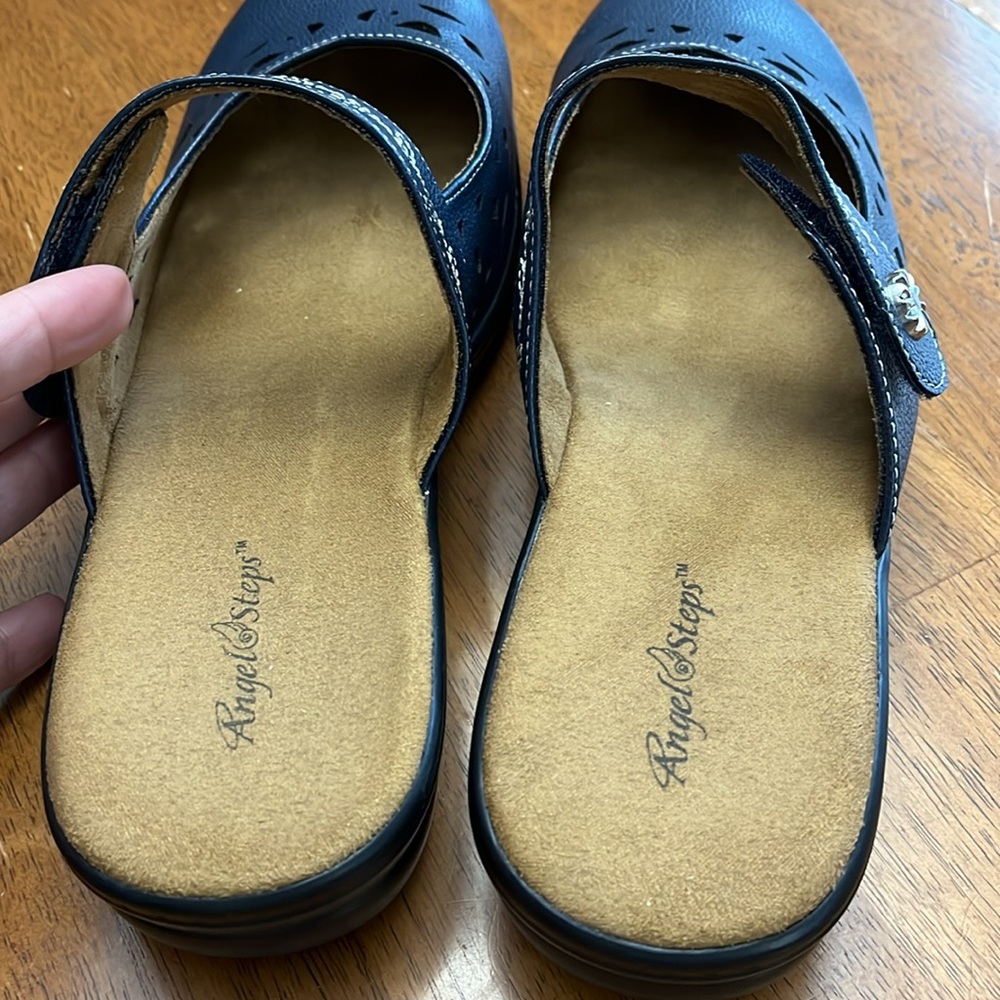 Angel Steps Navy Mule - Picture 3 of 4